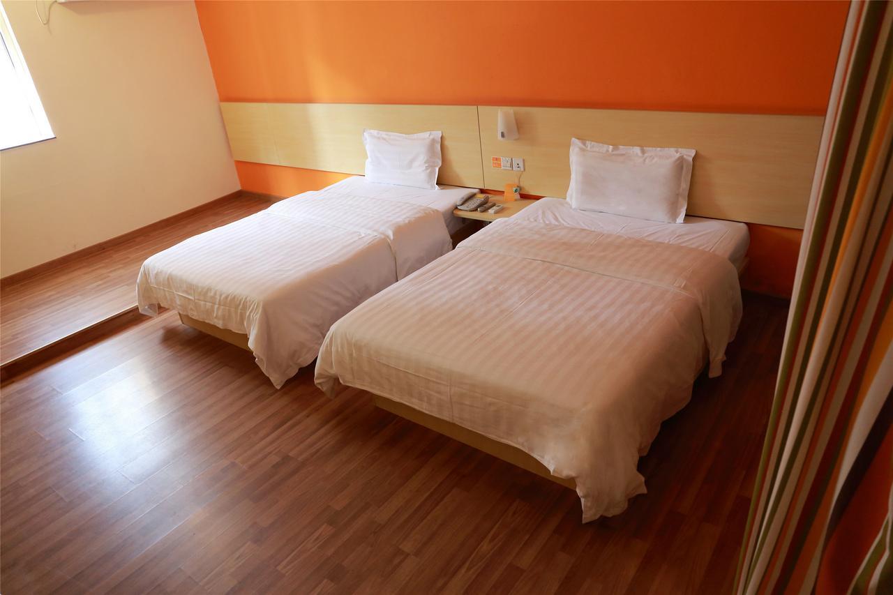 7Days Inn Qingdao Shandong Raod Zhenning Overpass Экстерьер фото