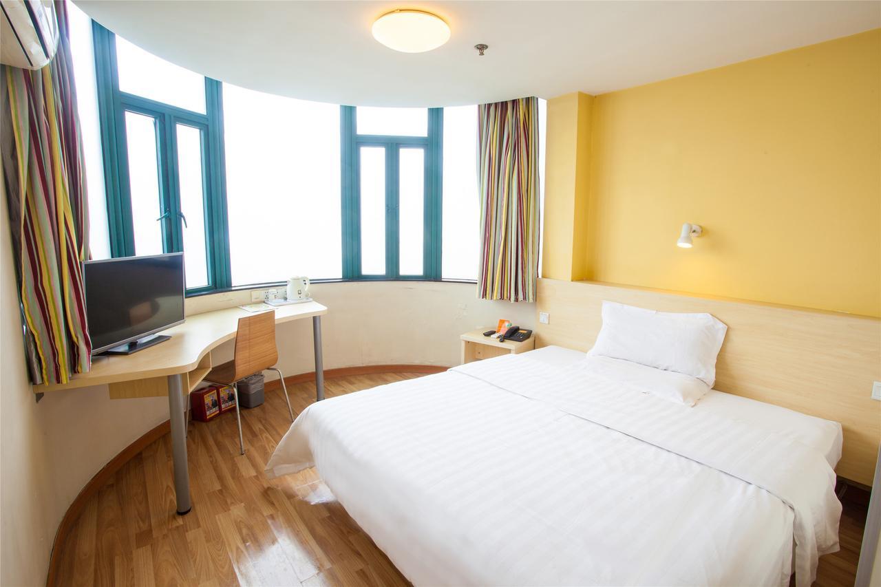 7Days Inn Qingdao Shandong Raod Zhenning Overpass Экстерьер фото